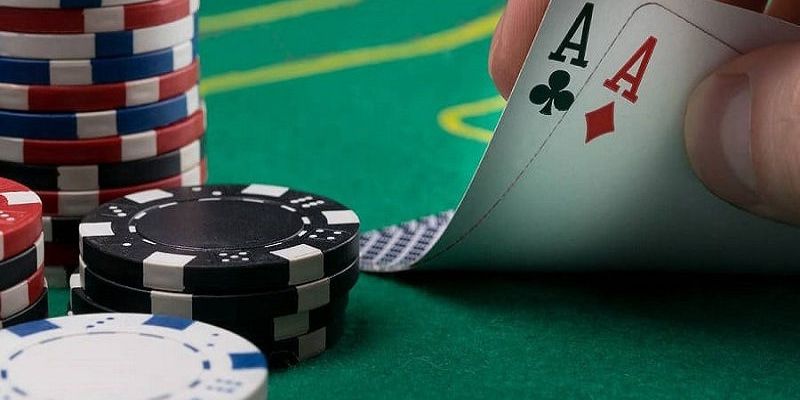 Poker online có nhiều ưu điểm nổi bật